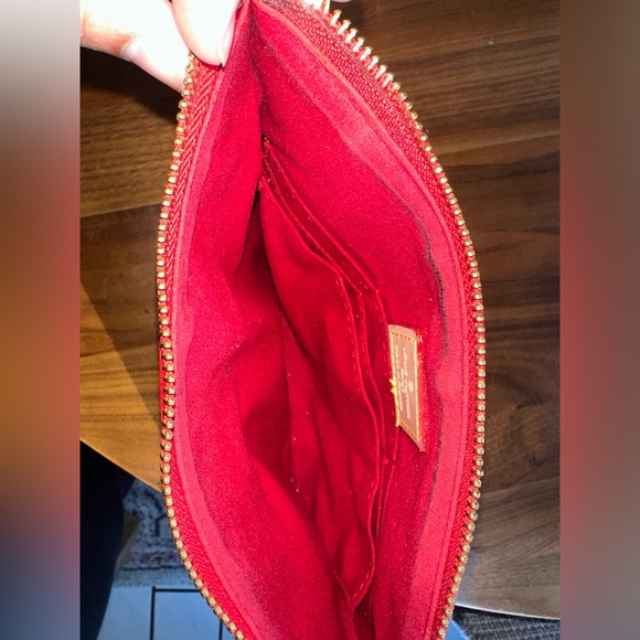 I got this off of Vestiaire Collective for around $850. I don’t need it anymore. - Picture 3 of 4